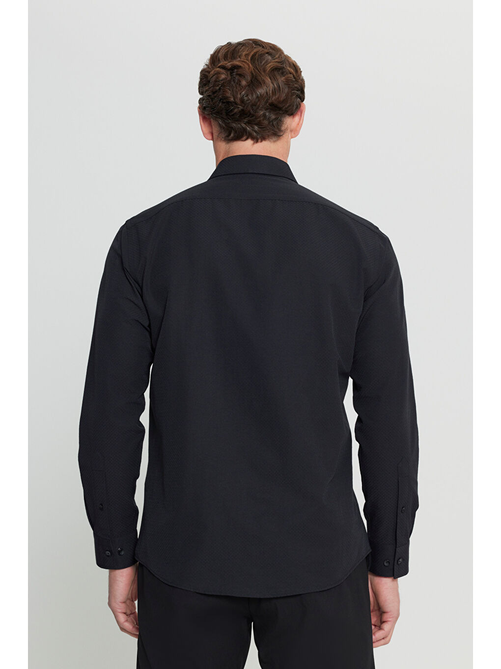 Erkek Siyah Regular Fit Rahat Kesim Klasik Yaka Armürlü Gömlek-4