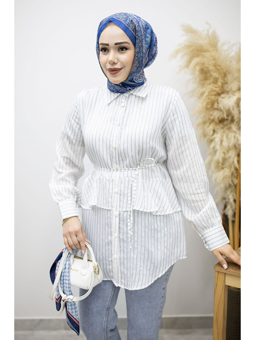 Fırfır Detaylı Çizgili Gömlek TSD260160 Beyaz-1