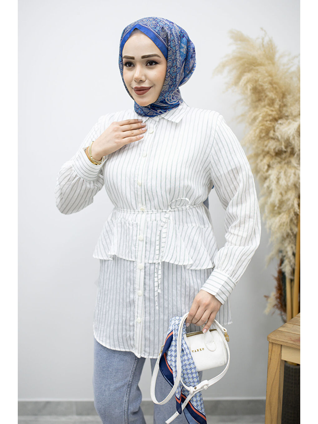 Fırfır Detaylı Çizgili Gömlek TSD260160 Beyaz-3