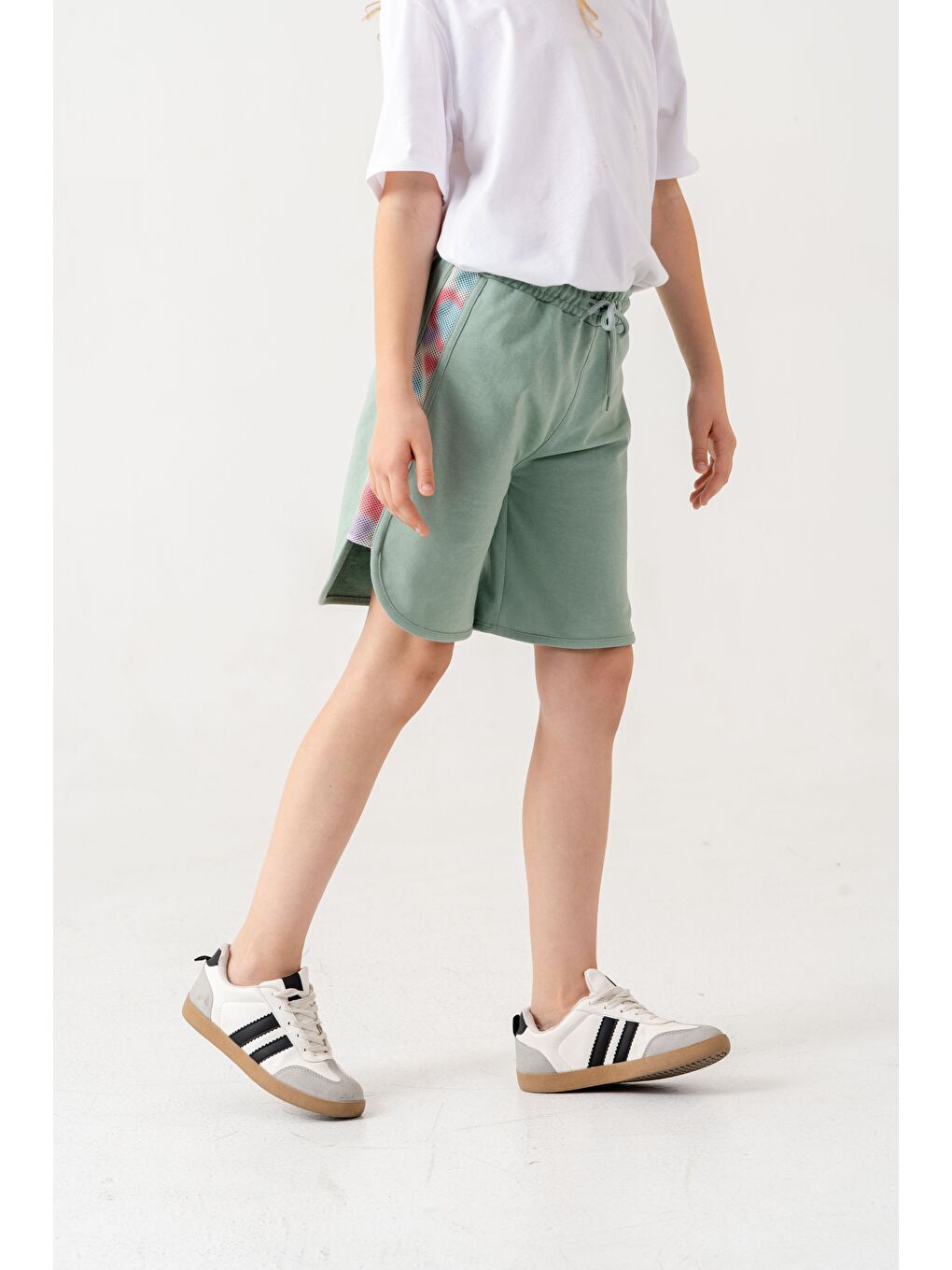 Yeşil Yanları Fileli File Süblime Baskılı Kız Çocuk Şort-2