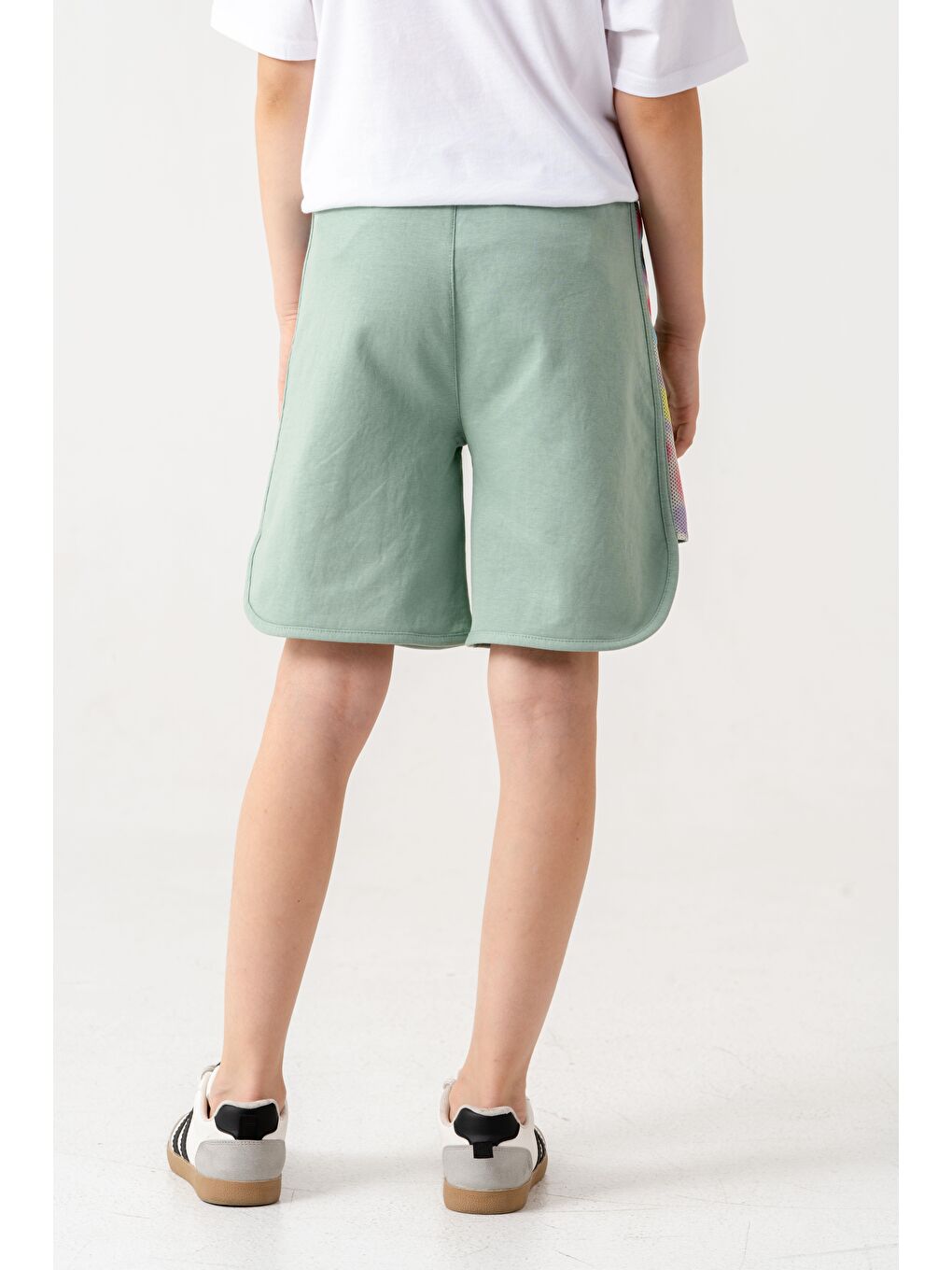 Yeşil Yanları Fileli File Süblime Baskılı Kız Çocuk Şort-3