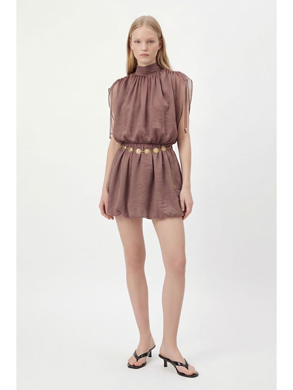 Yarasa Kol Zincir Kemerli Mini Elbise Kahverengi