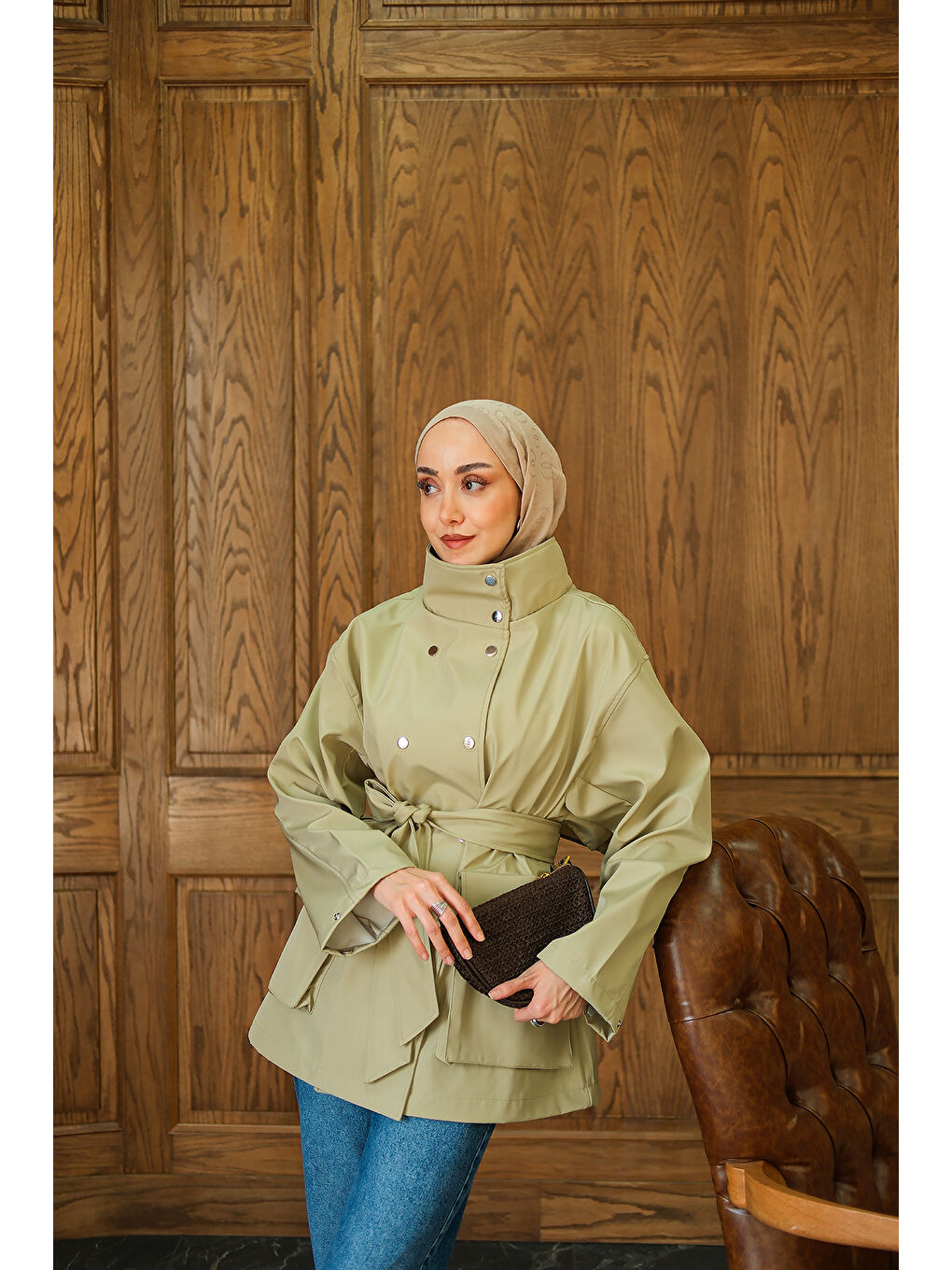 Kadın Deri Görünümlü Kısa Trenç Açık Yeşil-1