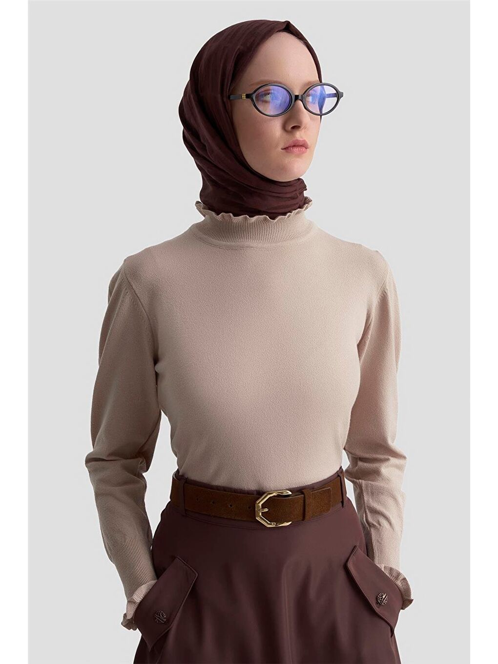 Ekru Fırfır Detaylı Kazak Taş-3