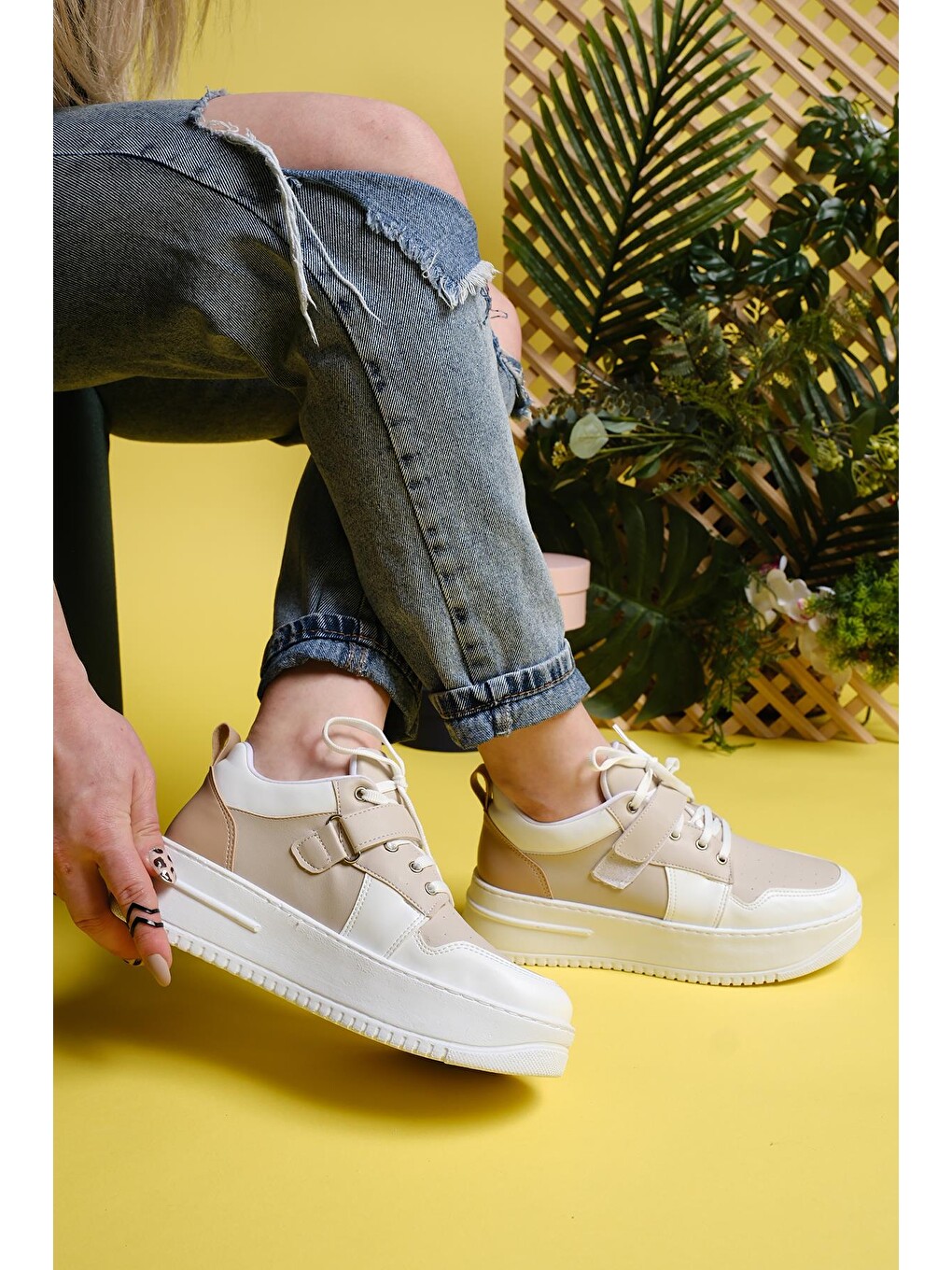 Ekru Fallon Bantlı Bağcıklı Kalın Taban Air Kadın Sneaker-2