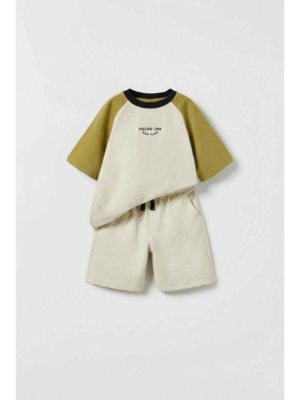 Karışık Erkek Çocuk Pamuklu Chicago Baskılı T-Shirt Ve Şort Takım
