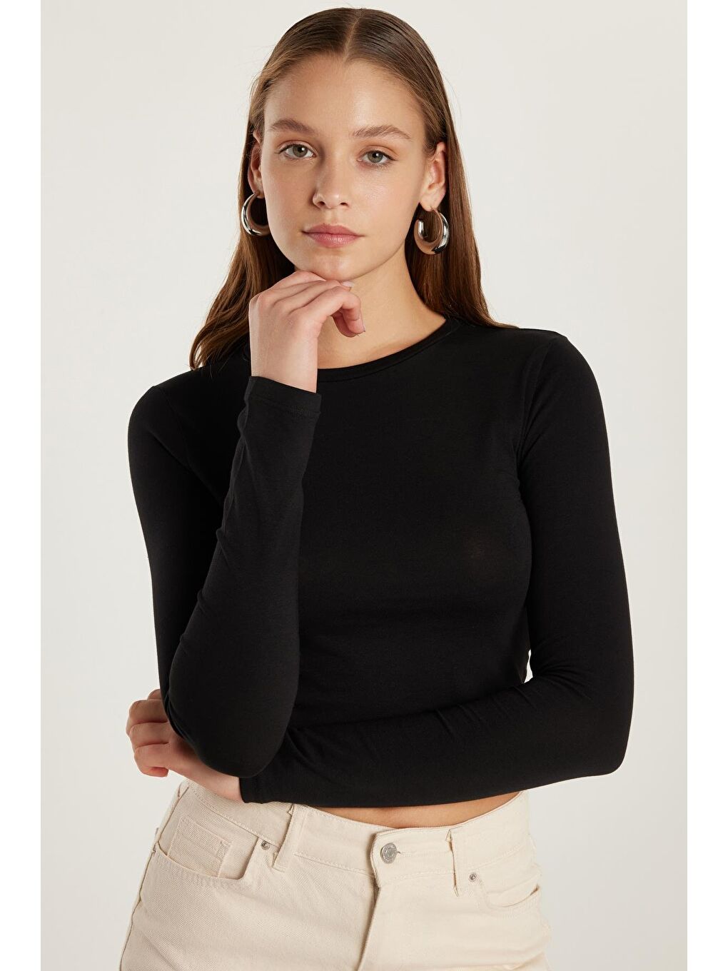 Kadın Slim Fit Dar Kesim Uzun Kollu Bisiklet Yaka Siyah Bluz