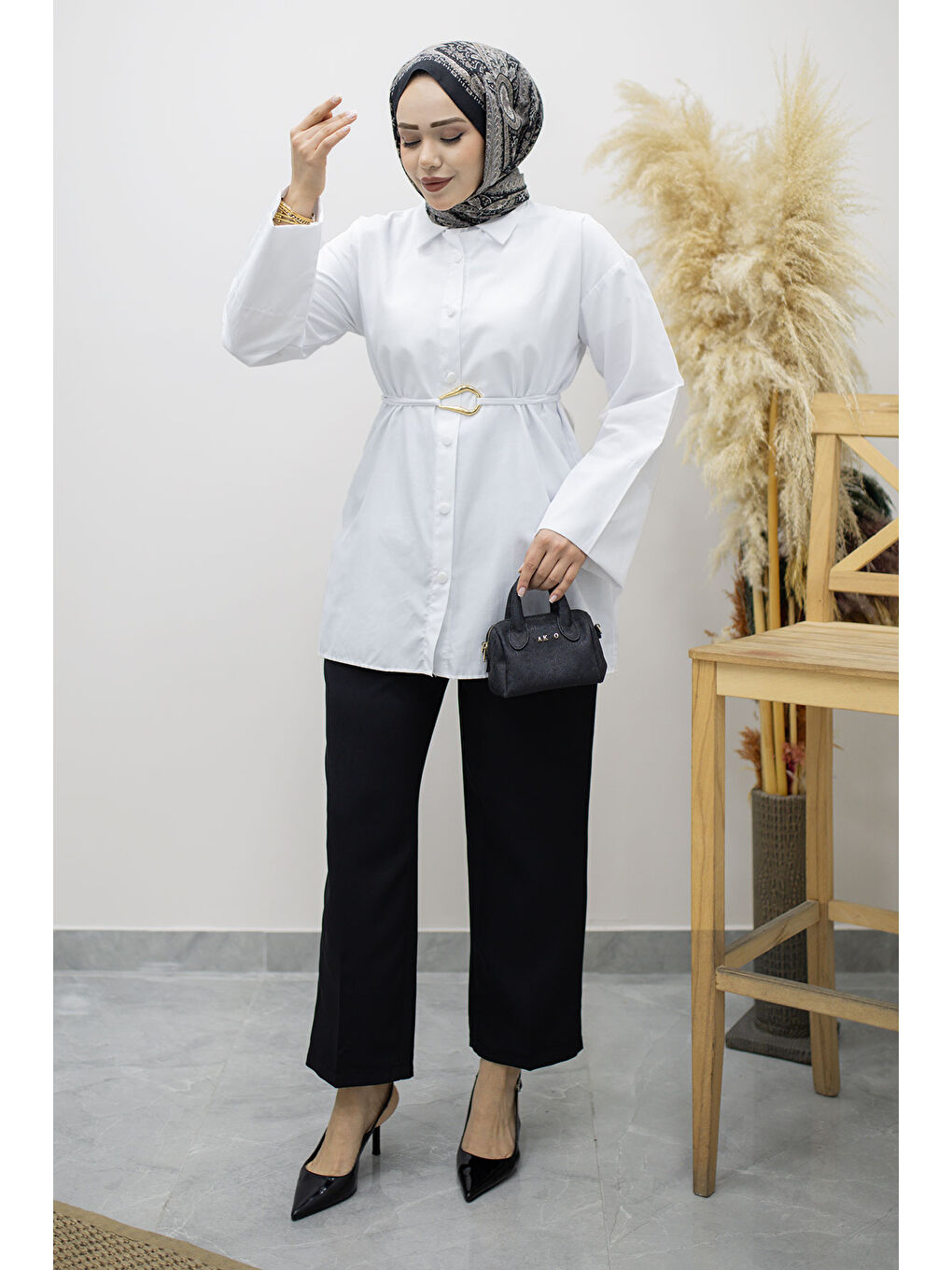 Kuşağı Gold Detaylı Gömlek TSD260162 Beyaz-2