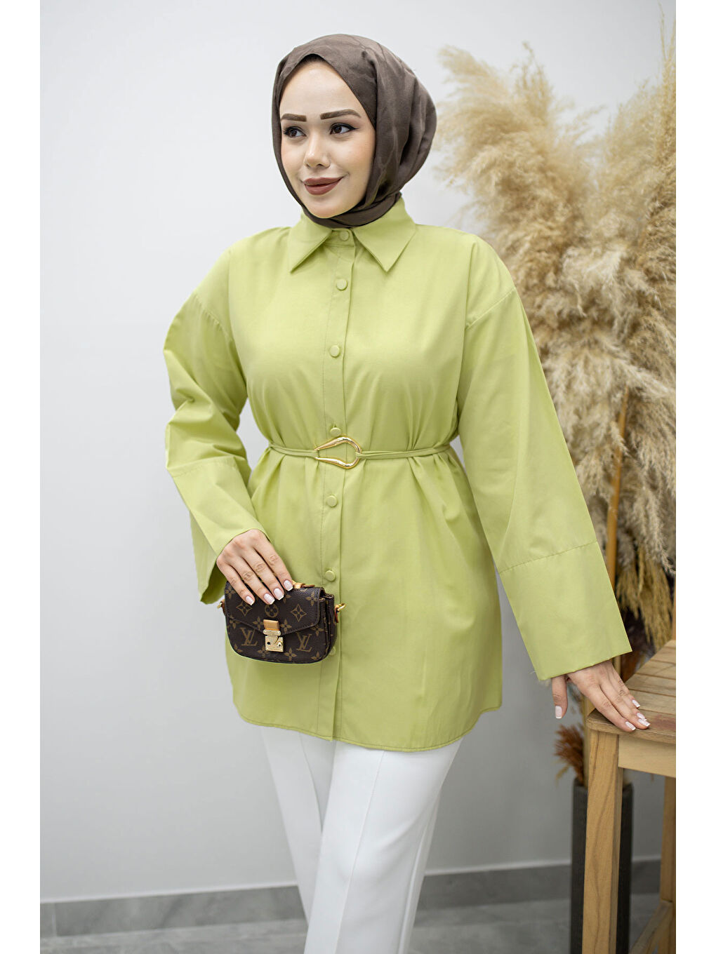 Kuşağı Gold Detaylı Gömlek TSD260162 Yeşil-1