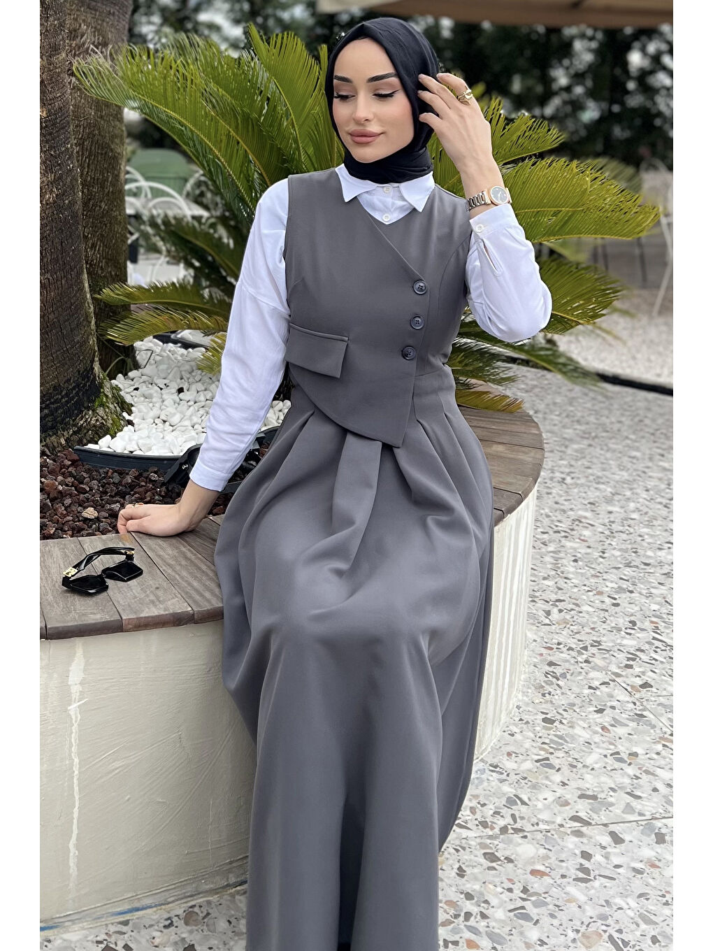 Antrasit Kadın Düğme Detaylı Pileli Tesettür Jile Elbise-5