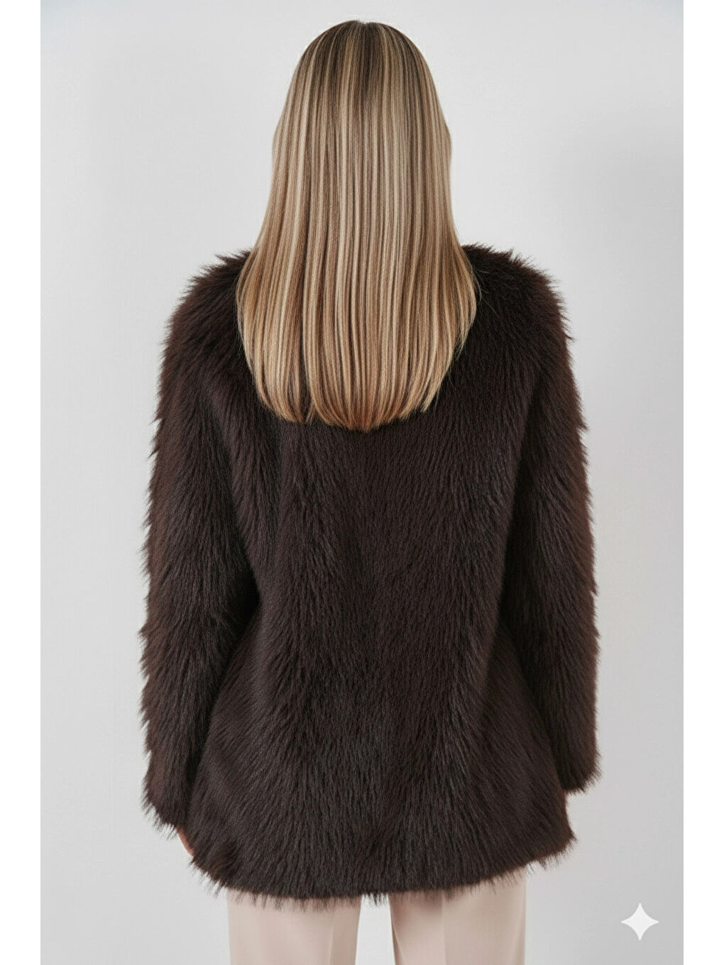 Kadın Kahverengi Kemer Detaylı Astarlı Pelüş Kürk Mont HZL25W-BD191561-4