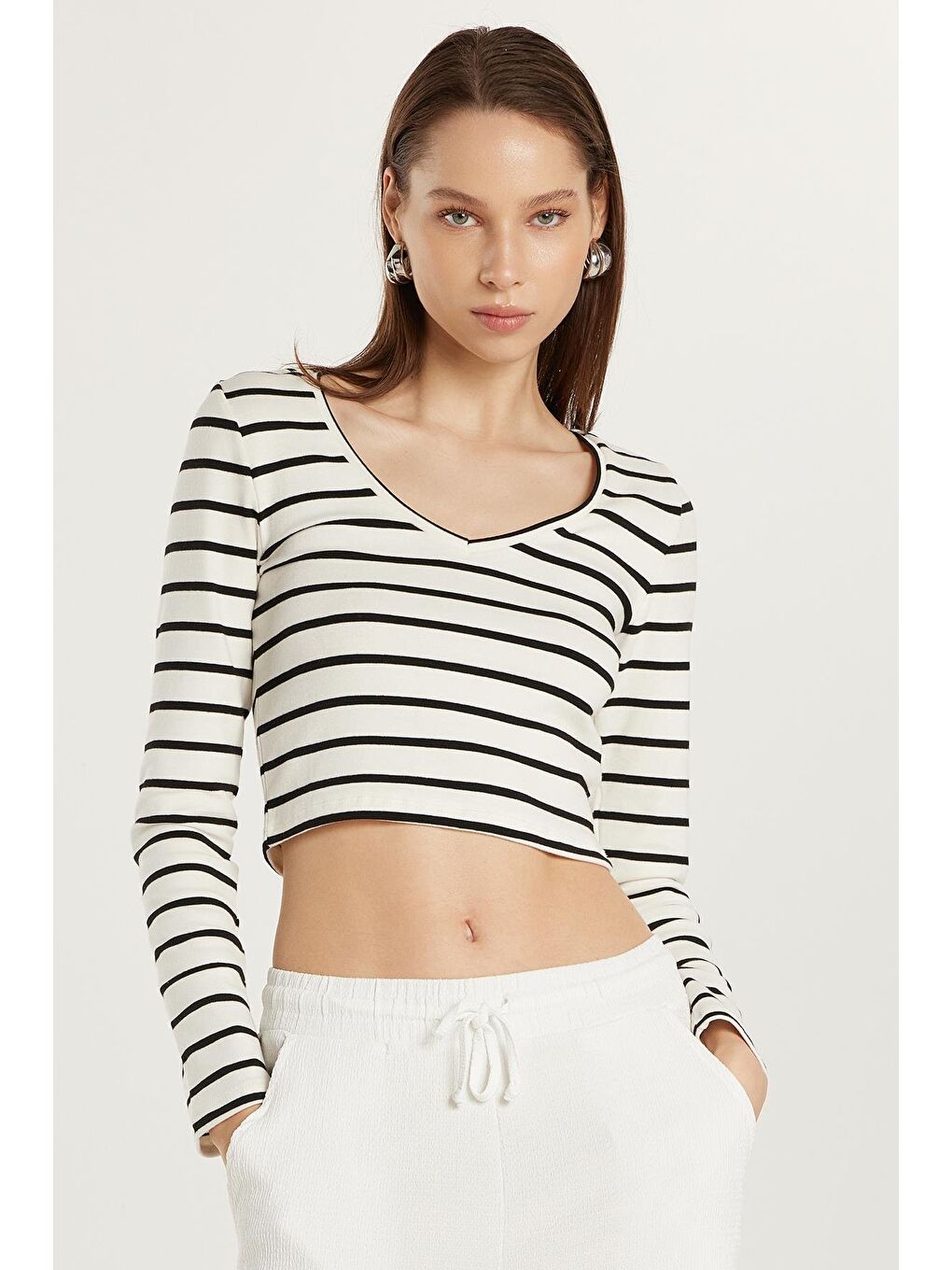 Karışık Kadın Slim Fit Dar Kesim Uzun Kollu Bisiklet Yaka Çizgili Bluz-1