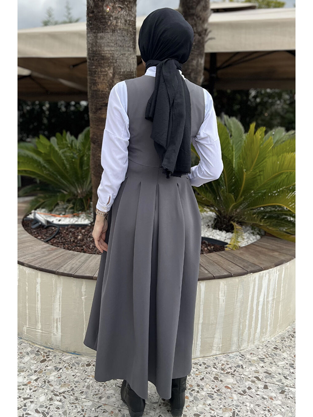 Antrasit Kadın Düğme Detaylı Pileli Tesettür Jile Elbise-9