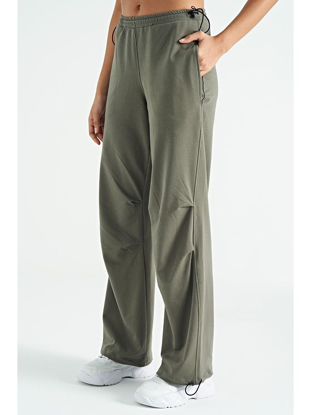 Yeşil Çağla Bol Kesim Stoper Paçalı Yüksek Bel Kadın Eşofman Alt - 02122-2