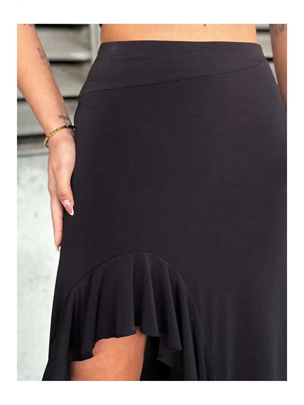 Kadın Siyah Yüksel Bel Dalgıç Kumaş Asimetrik Kesim Etek HZL25S-ZK11701-1