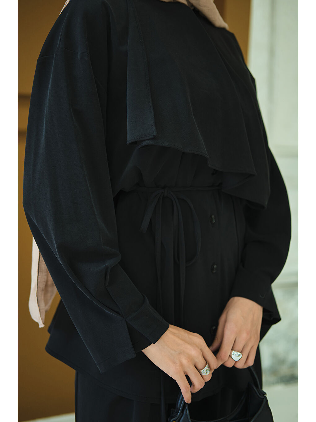 Kadın Omuzdan Volanlı Takım Siyah-4