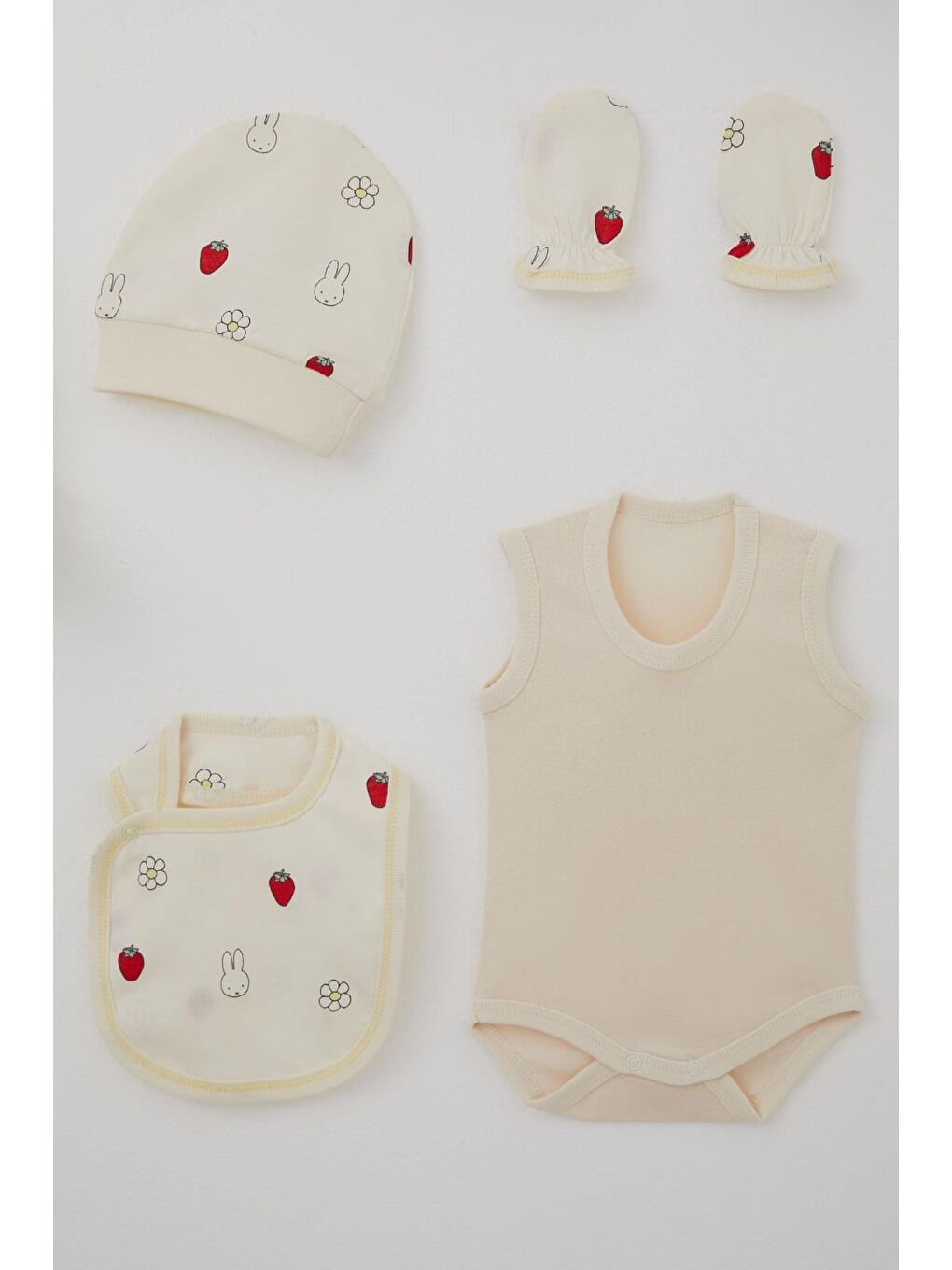 Kız Bebek Hastane Çıkışı 8 Li Sevimli Tavşancık & Çilek Desenli Ekru (0-3 Ay)-5