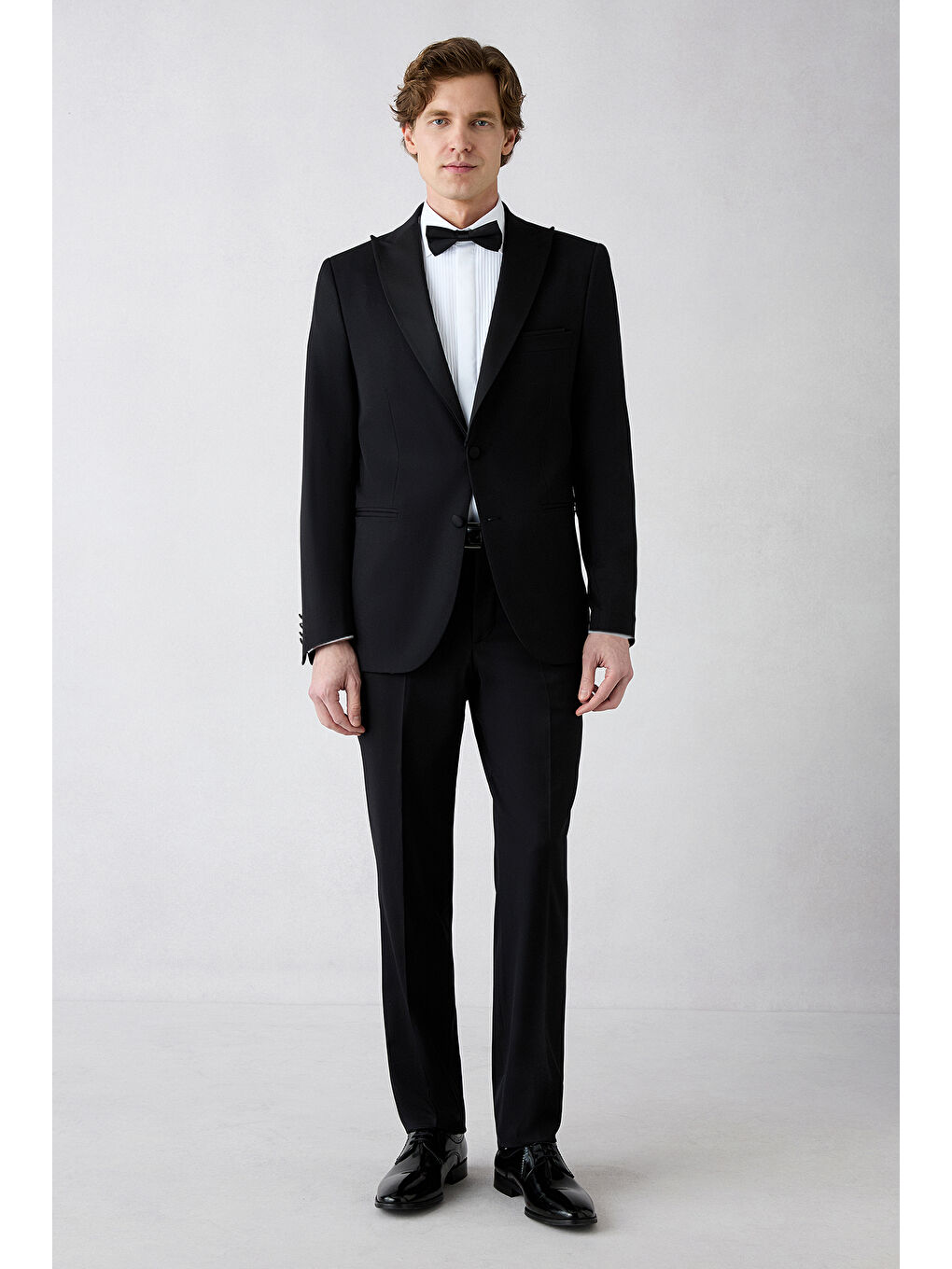 Siyah 7 Drop Slim Fit Dar Kesim Sivri Yaka Smokin & Damatlık-1