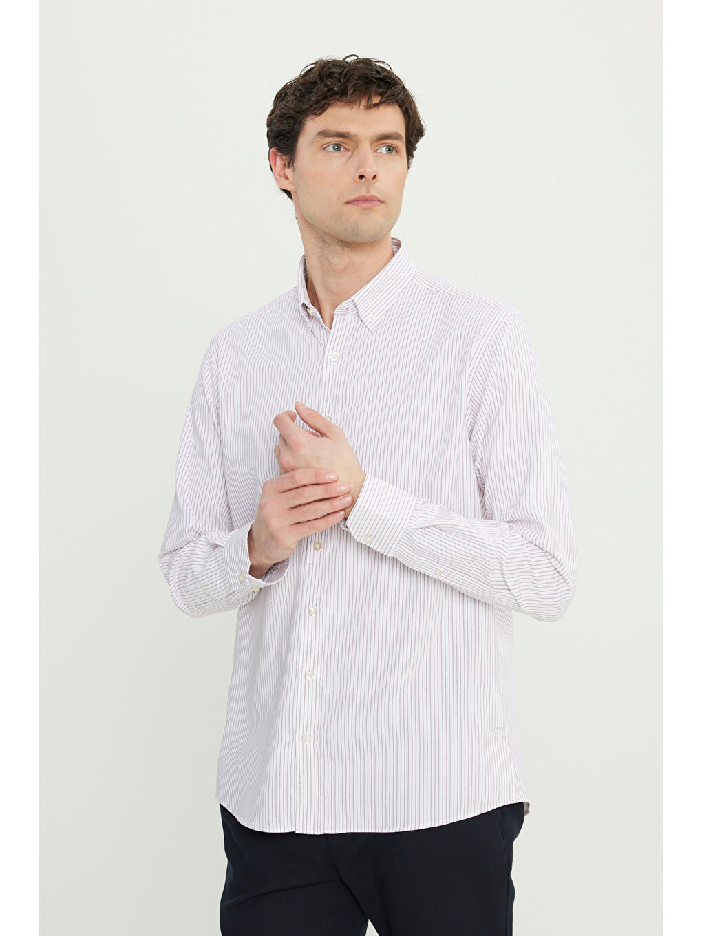 Erkek Bordo Pamuklu Comfort Fit Rahat Kesim Düğmeli Yaka Çizgili Gömlek-3