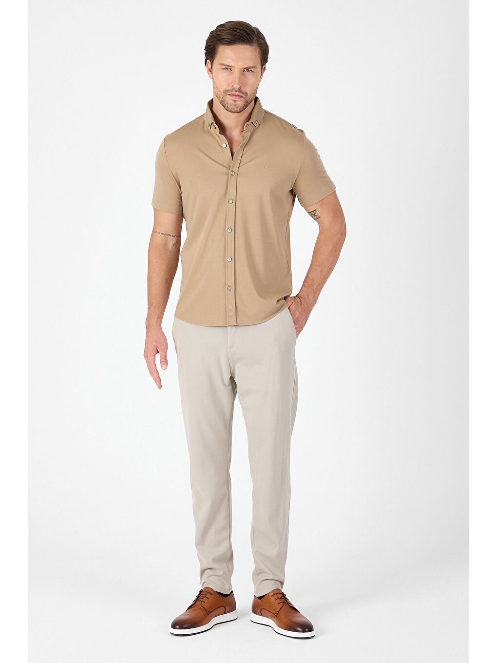 Koyu Bej Kısa Kol Düğmeli Yaka Cepsiz Performans Ürün Slim Fit Büyük Beden Gömlek 1004250256-3
