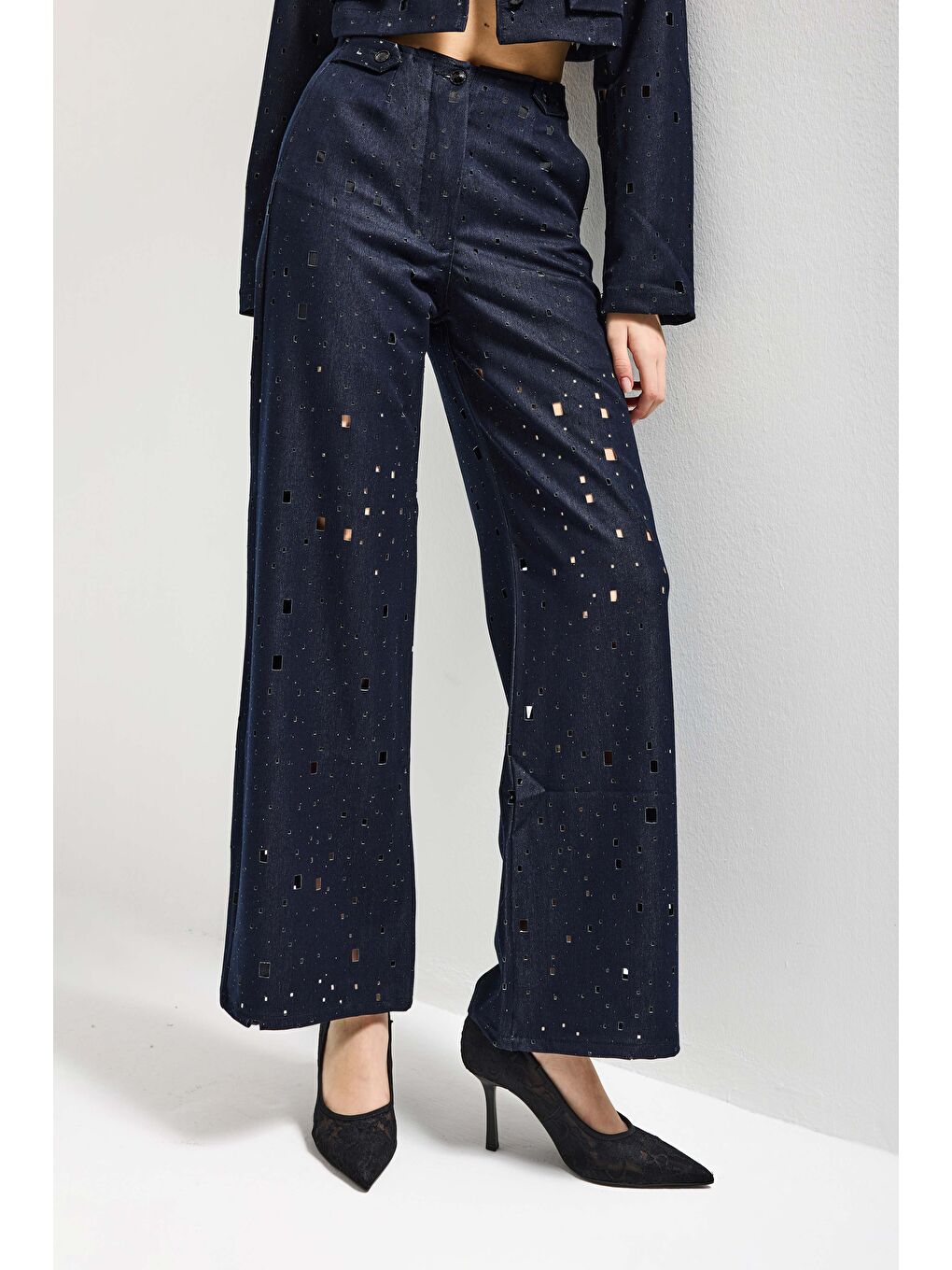 Kadın Lacivert s6-56 Wide Leg Özel Tasarım Delikli Denim Jean-5