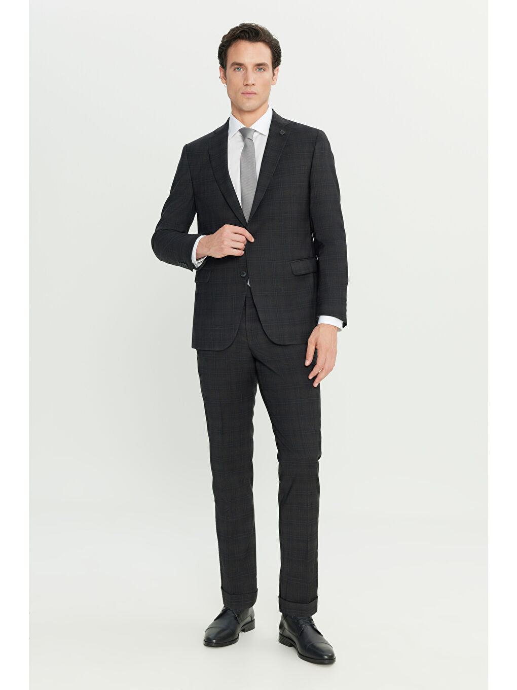 Erkek Siyah %100 Yün Slim Fit Dar Kesim Mono Yaka Kapak Cepli Kareli Takım Elbise-1