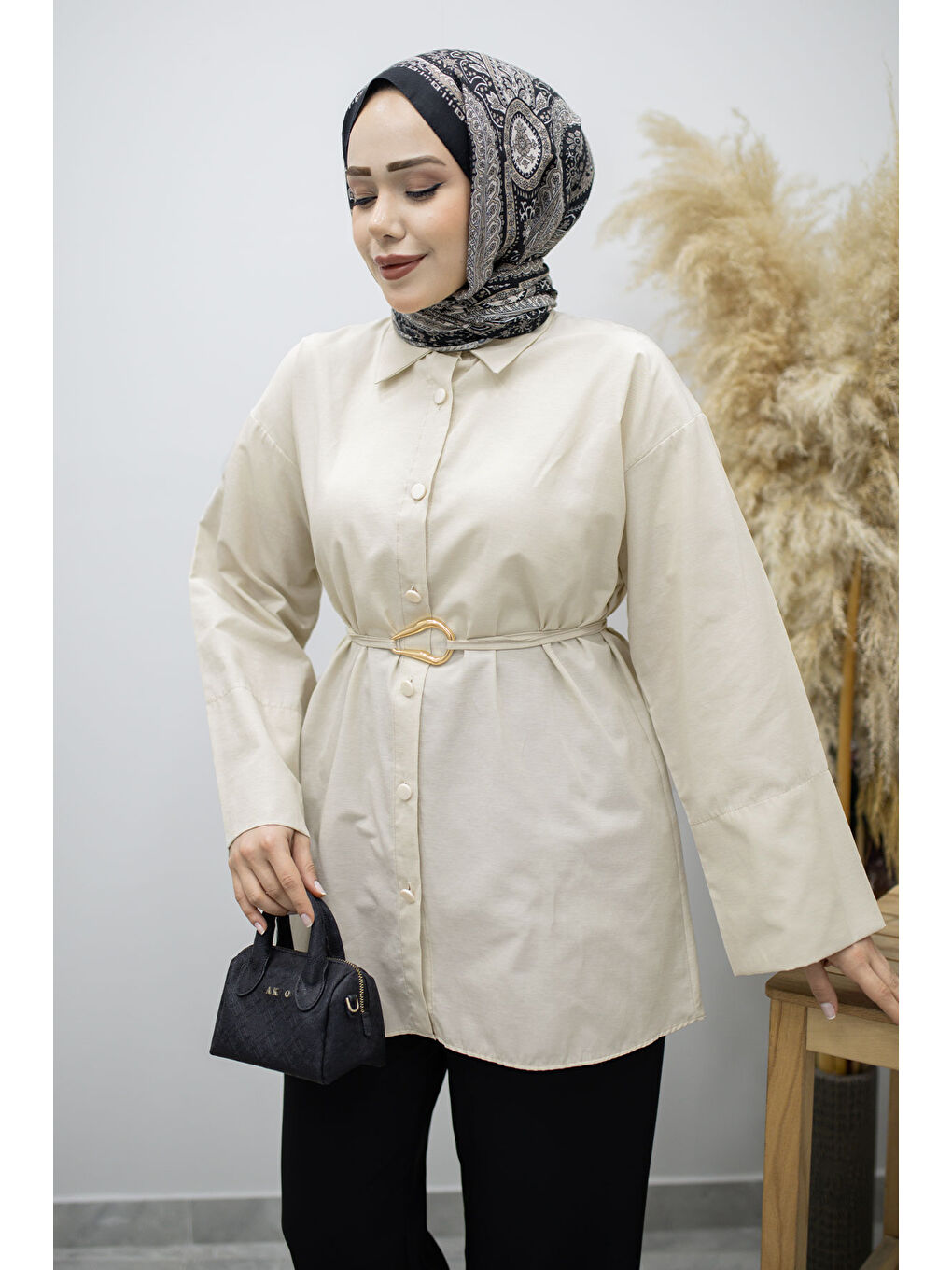 Kuşağı Gold Detaylı Gömlek TSD260162 Bej-1