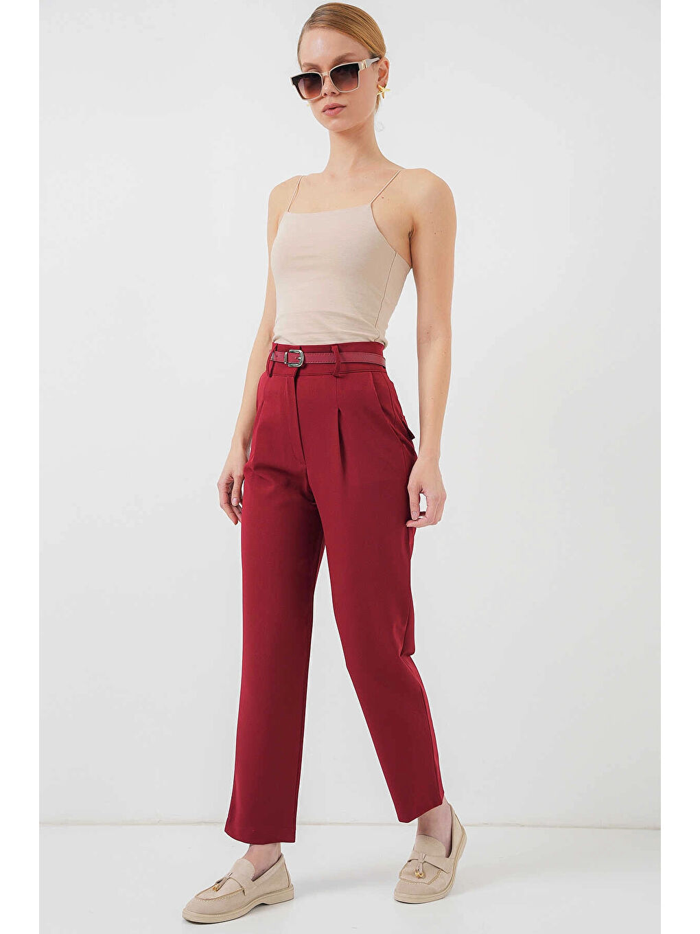 Kadın Bordo Yüksel Bel Kemerli Kumaş Pantolon HZL25S-BD167251