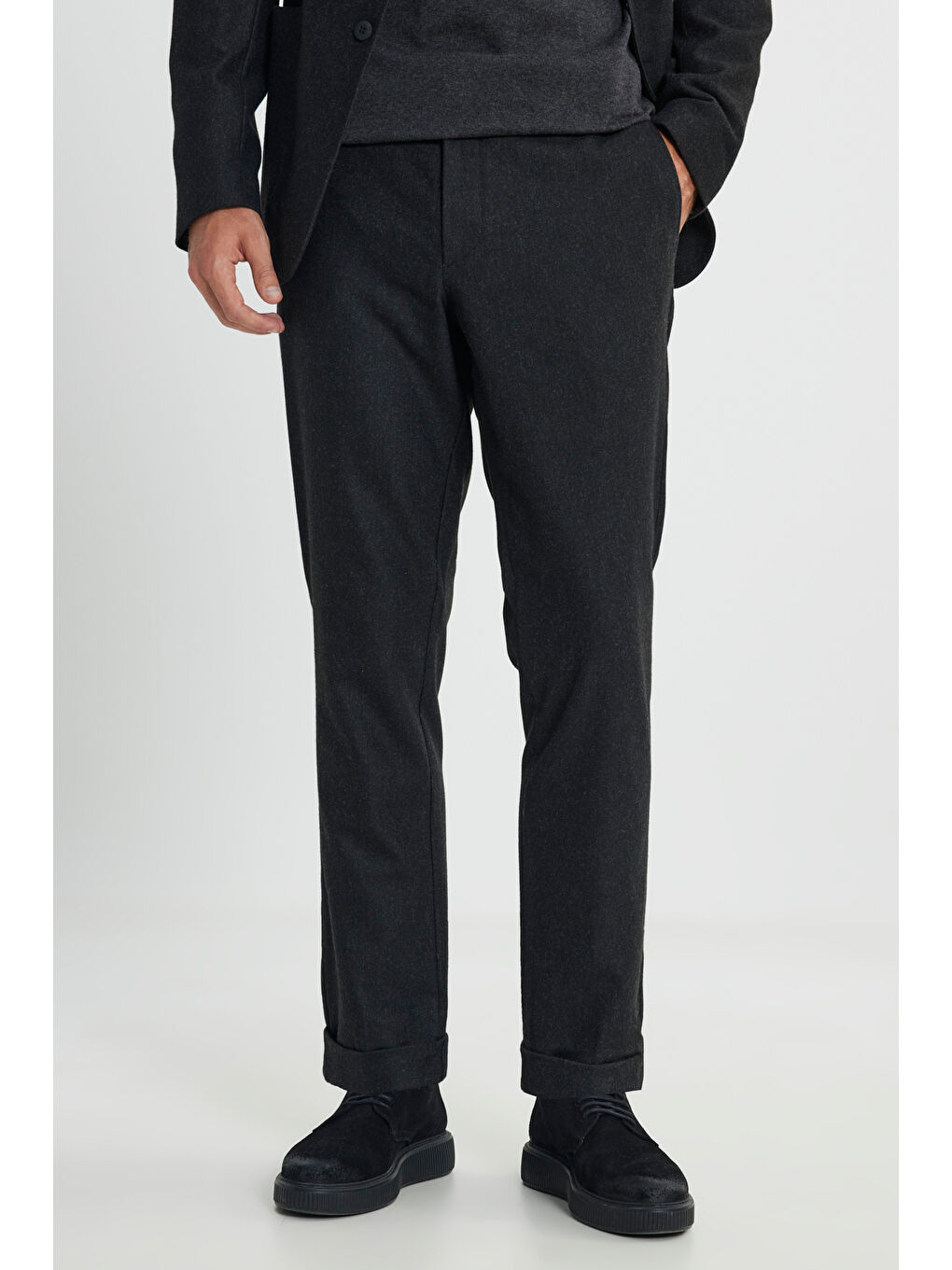 Erkek Antrasit Yünlü Slim Fit Dar Kesim Mono Yaka Beli Bağlamalı Diagonal Desenli Takım Elbise-4