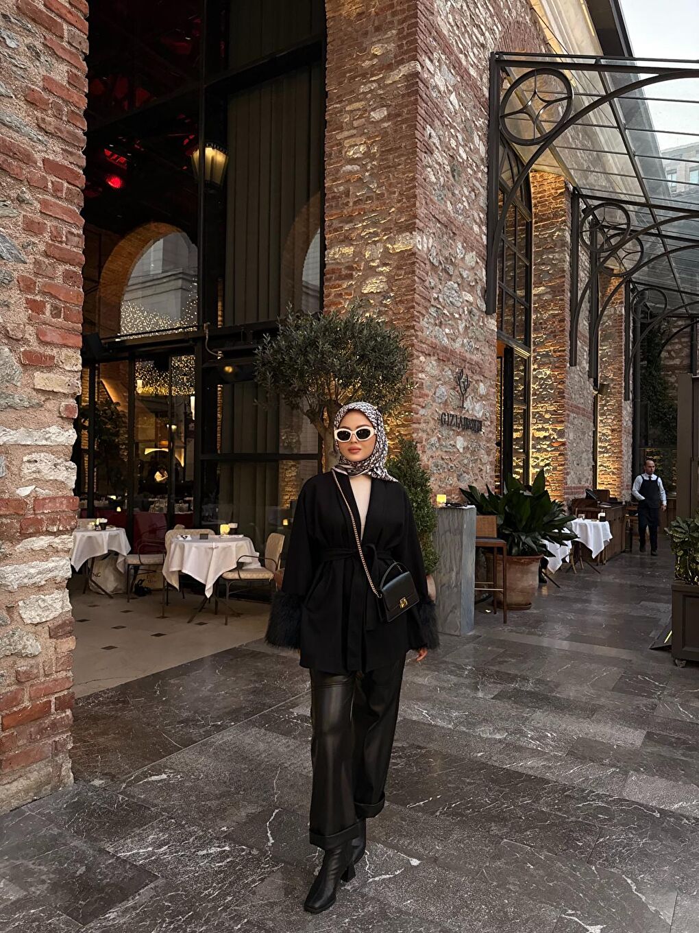 Kadın Bel Bağlamalı Kaşe Kaban Siyah-2