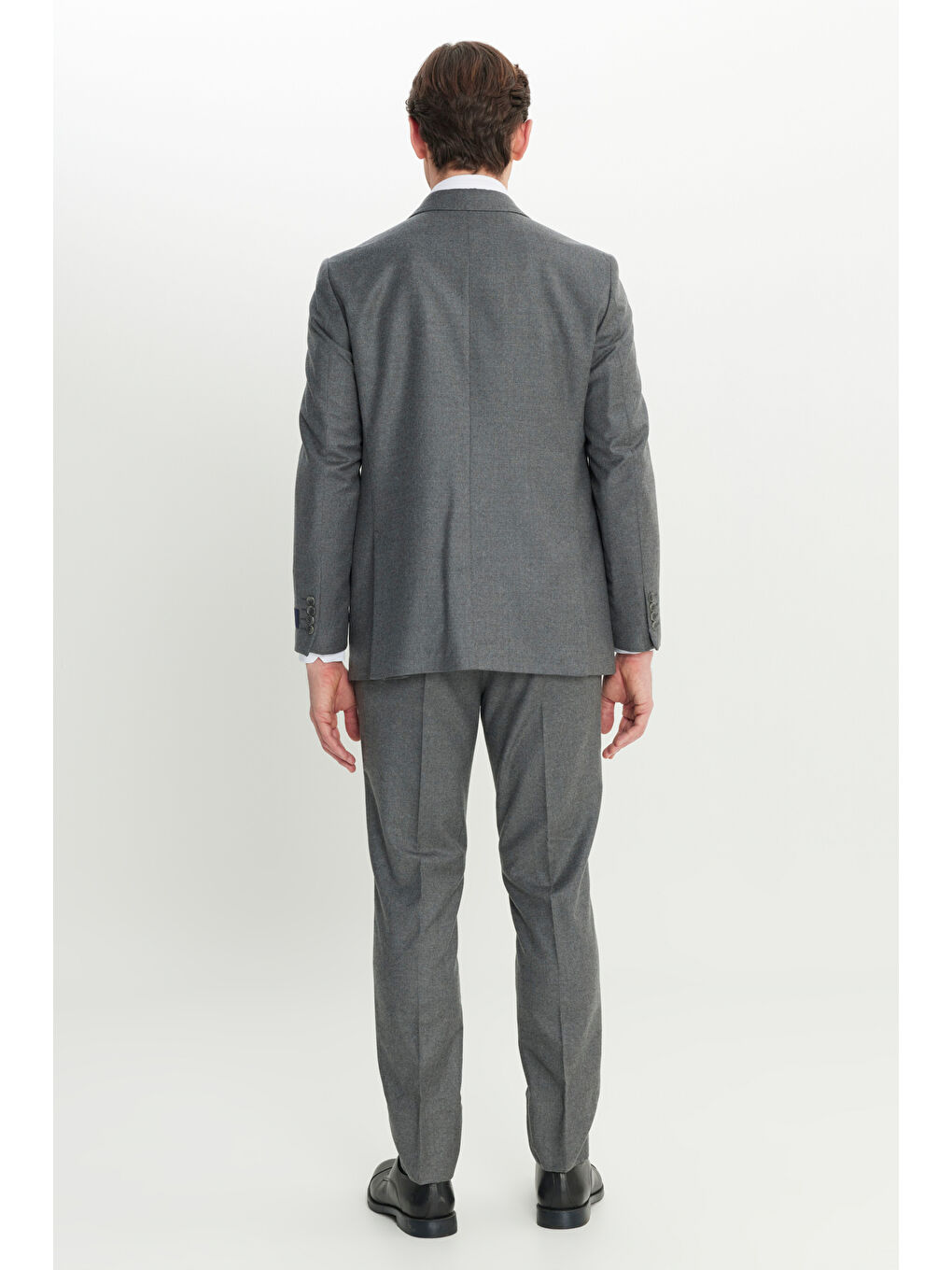 Erkek Gri Yün Slim Fit Dar Kesim Kırlangıç Yaka Kapak Cepli Takım Elbise-6