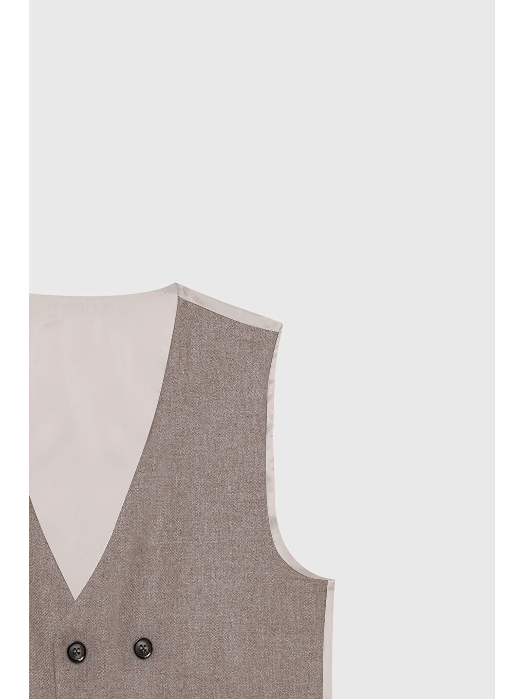 Erkek Bej Yünlü Slim Fit Dar Kesim Kırlangıç Yaka Yelekli Takım Elbise-9