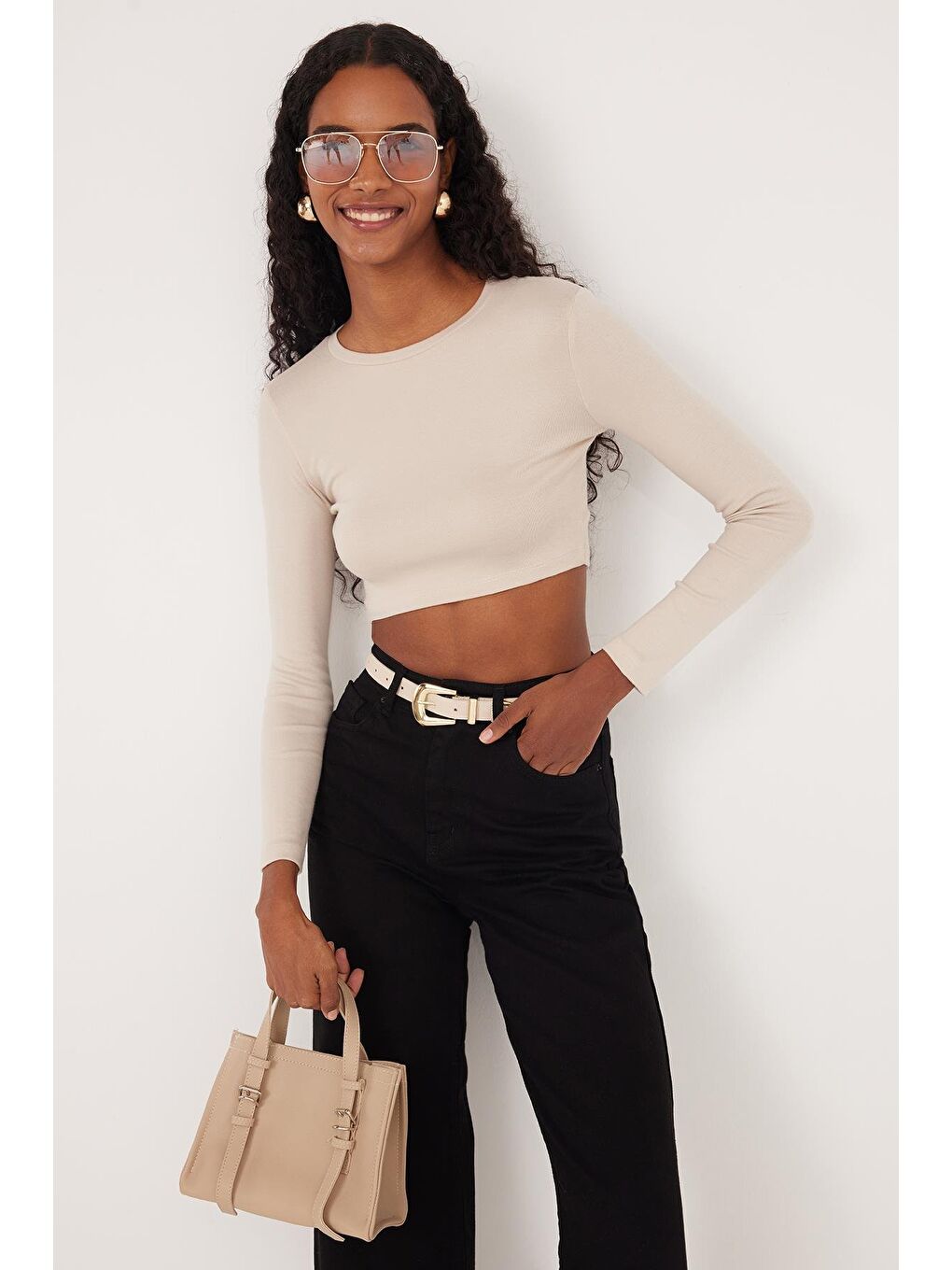 Bej Kadın Slim Fit Modal Kumaş Pamuklu Bisiklet Yaka Taş Bluz-1