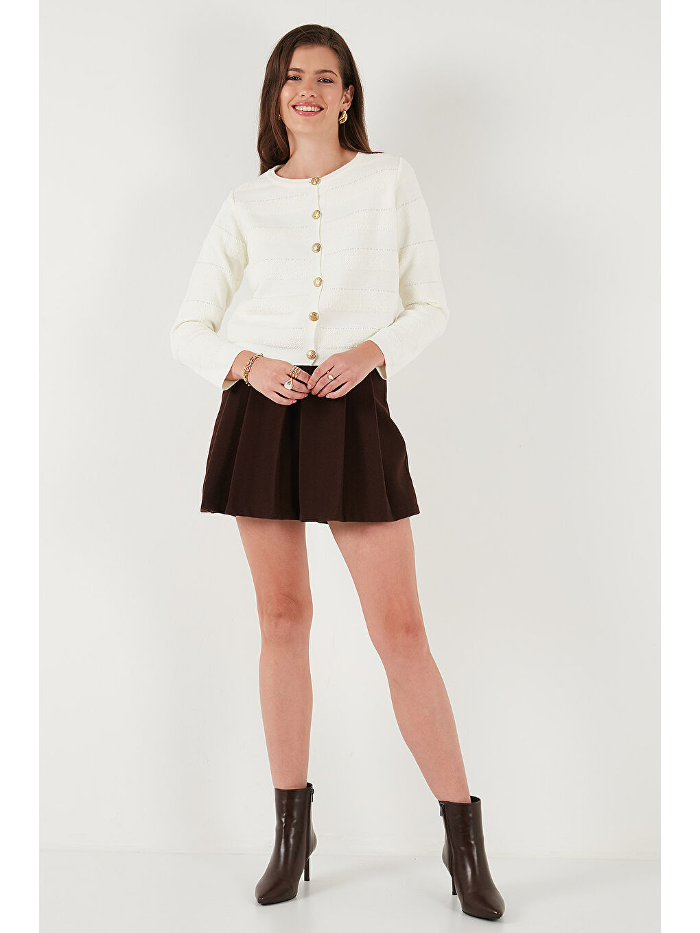 Ekru Premium Regular Fit Bisiklet Yaka Düğmeli Dokulu Triko Hırka 680HI00337-2