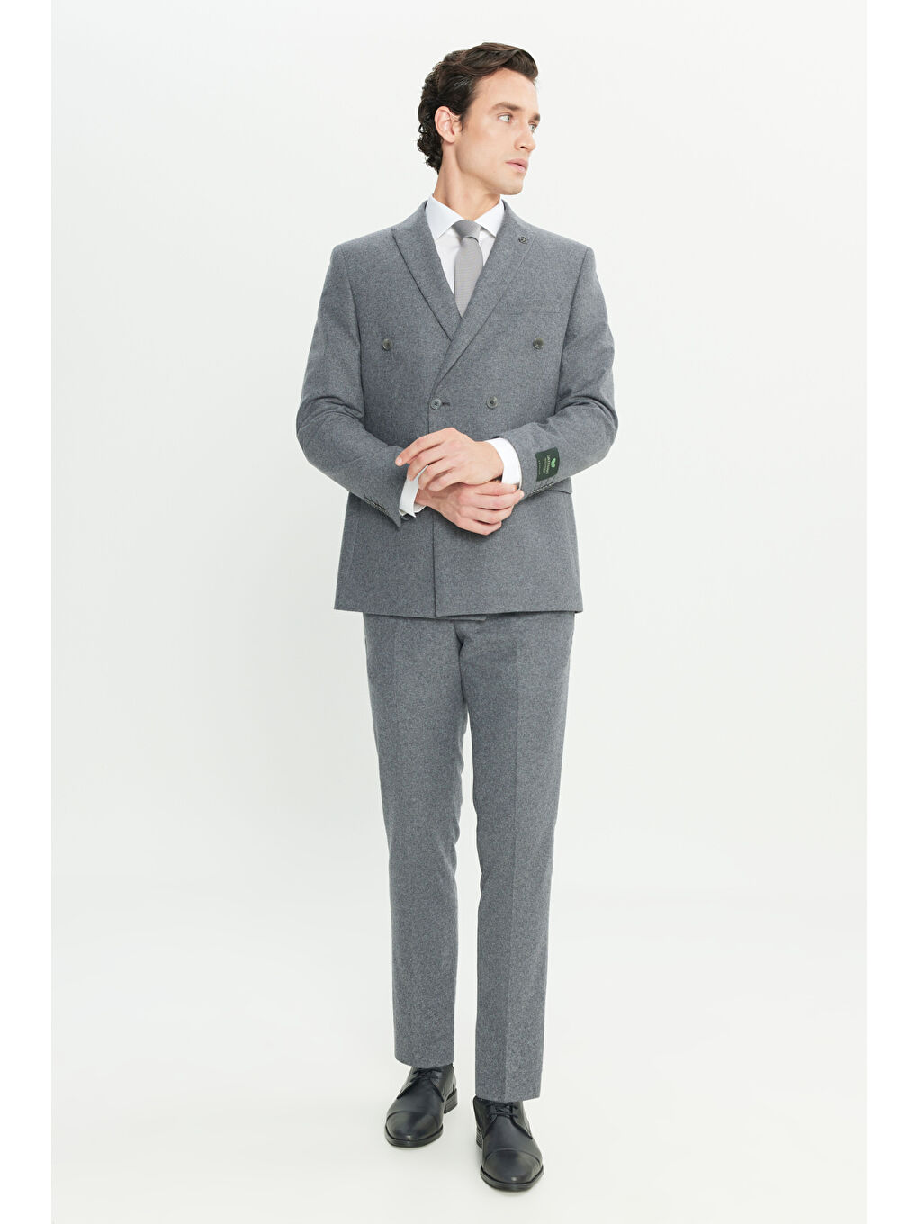 Erkek Gri Yün Slim Fit Dar Kesim Kırlangıç Yaka Kapak Cepli Kruvaze Takım Elbise-1