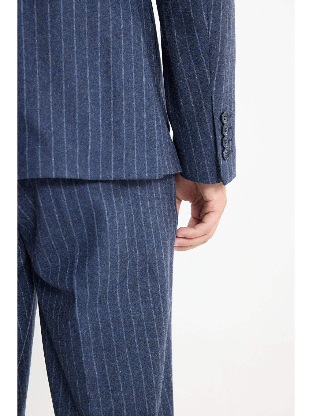 Erkek Mavi Yünlü Sıcak Tutan Slim Fit Dar Kesim Kırlangıç Yaka Kapak Cepli Çizgili Takım Elbise-7