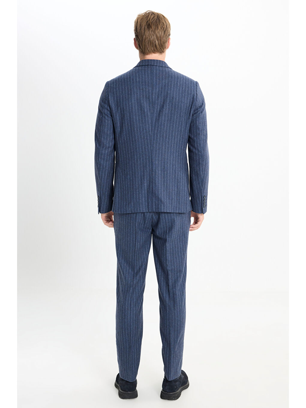 Erkek Mavi Yünlü Sıcak Tutan Slim Fit Dar Kesim Kırlangıç Yaka Kapak Cepli Çizgili Takım Elbise-8