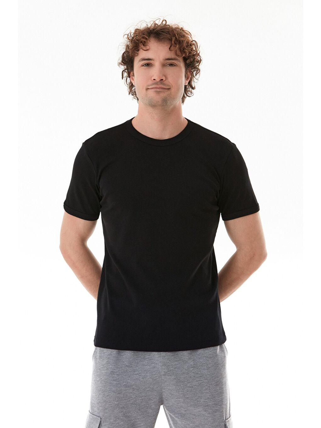 Siyah Basic Bisiklet Yaka Ribanalı Tişört-2