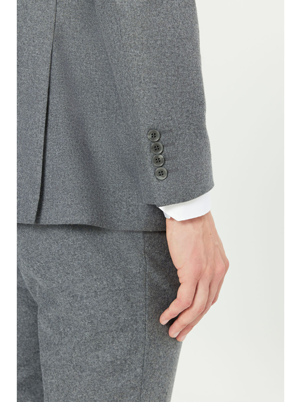 Erkek Gri Yün Slim Fit Dar Kesim Kırlangıç Yaka Kapak Cepli Kruvaze Takım Elbise-6