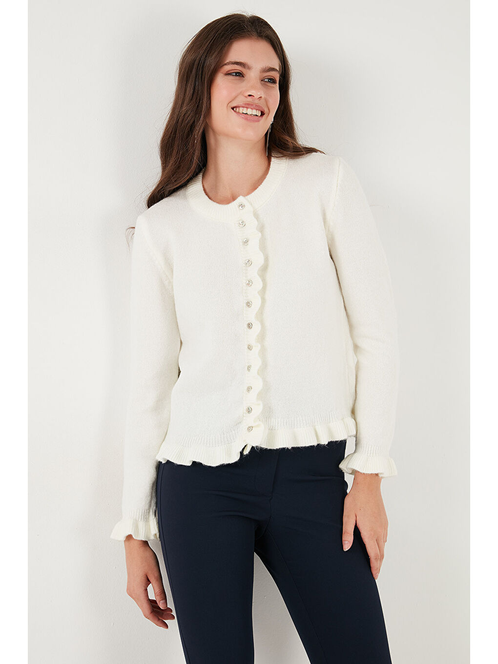 Ekru Premium Pile Detaylı Regular Fit Yuvarlak Yaka Kadın Triko Hırka 680HI00038-4