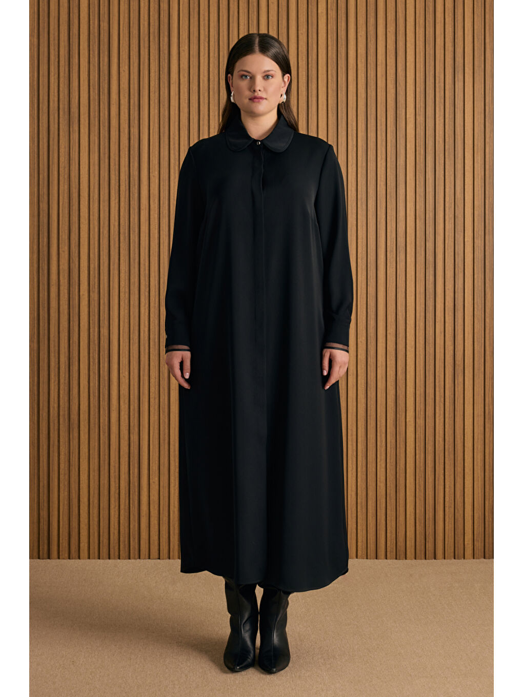 Siyah Yaka ve Kol Ucu Organze Detaylı Ferace-1