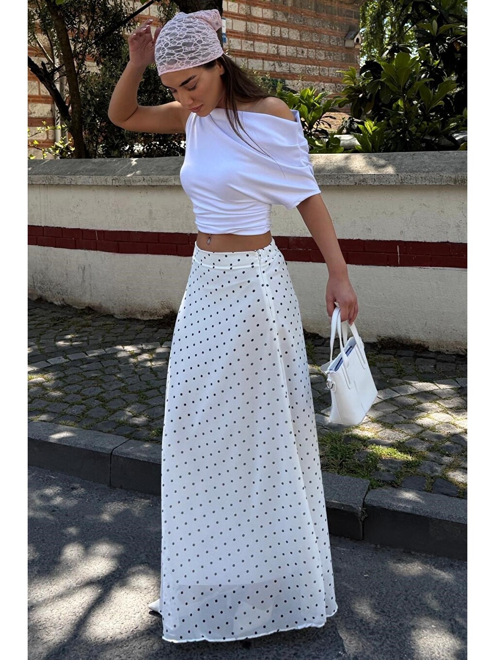 Beyaz Minimal Puantiye Desen Şifon Astarlı Etek Mg2821-5