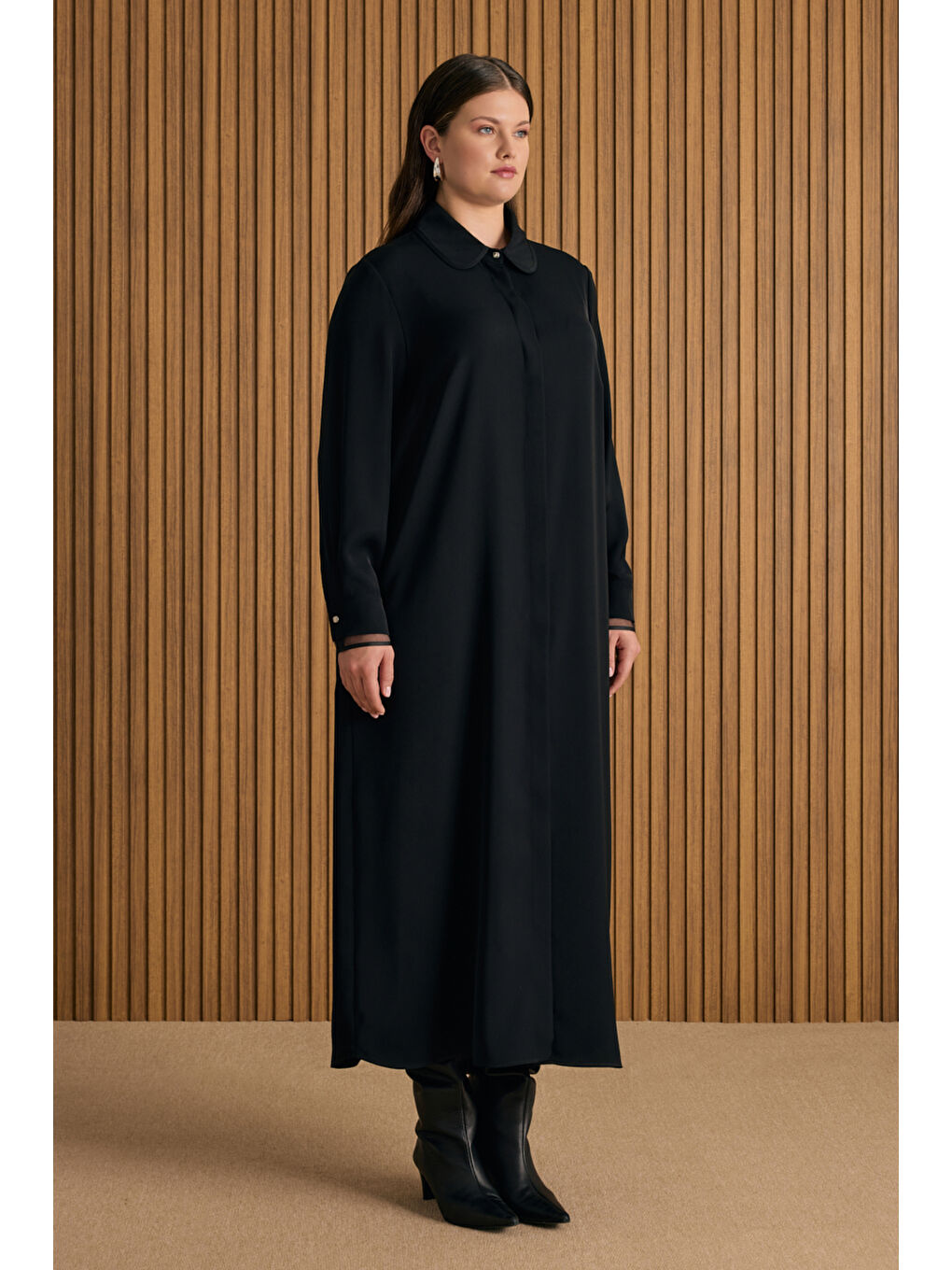 Siyah Yaka ve Kol Ucu Organze Detaylı Ferace-2