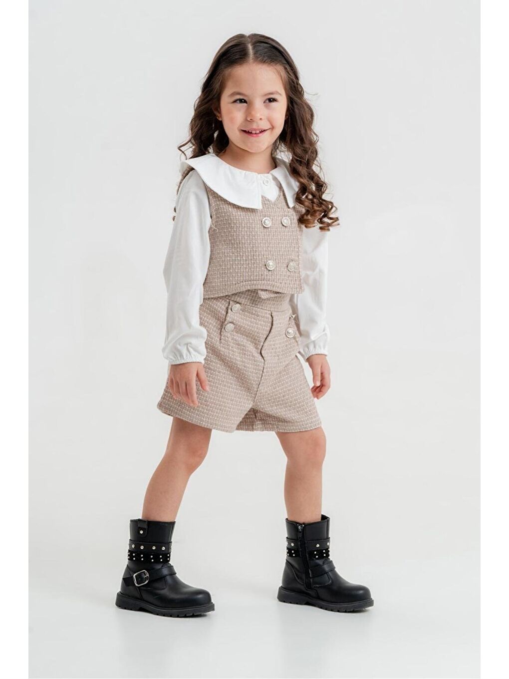 Siyah Kız Çocuk Yelekli Gömlekli Şortlu 3'Lü Alt-Üst Takım-1