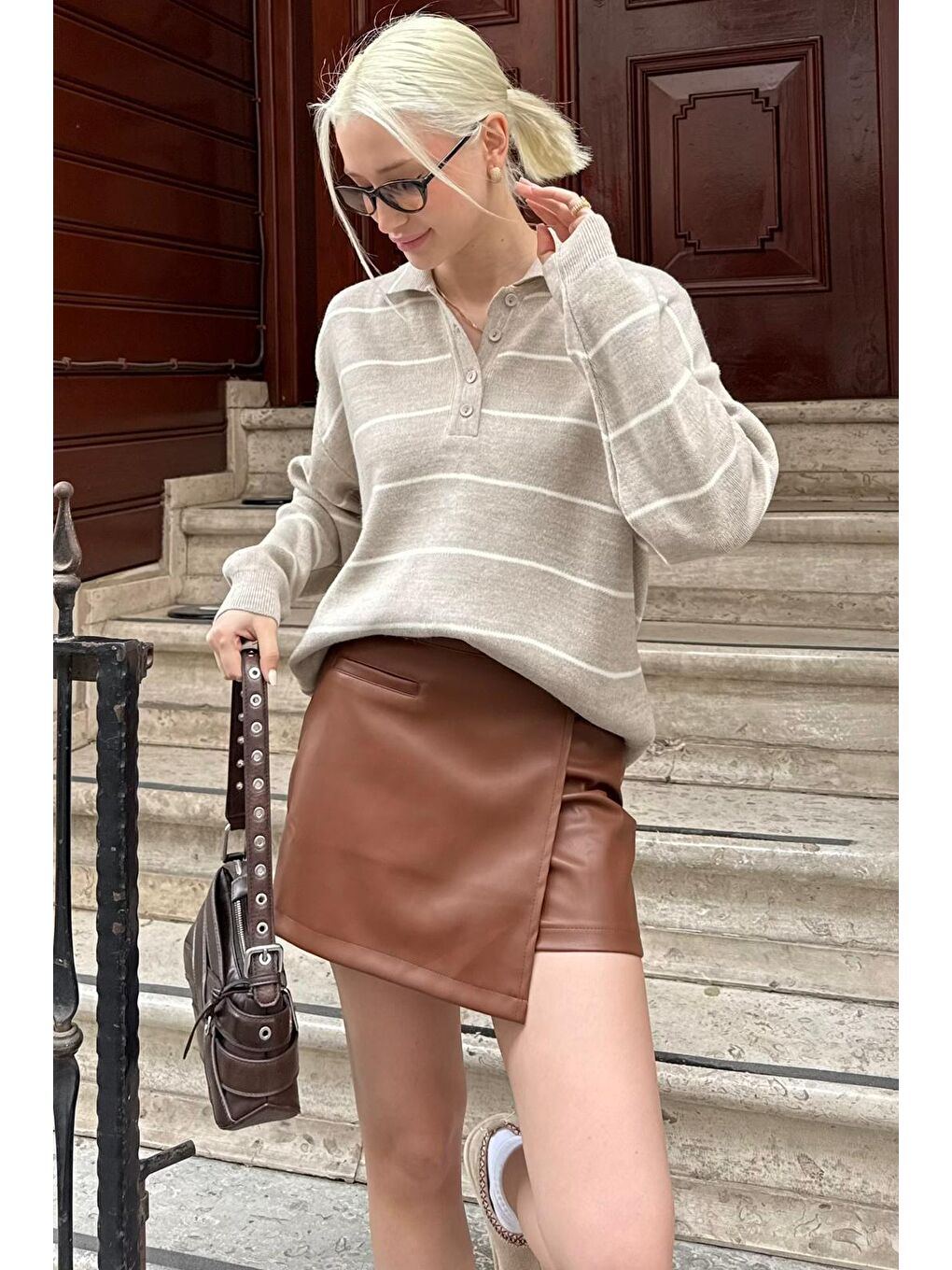 Bej Çizgili Polo Yaka Kadın Triko Kazak Mg2470