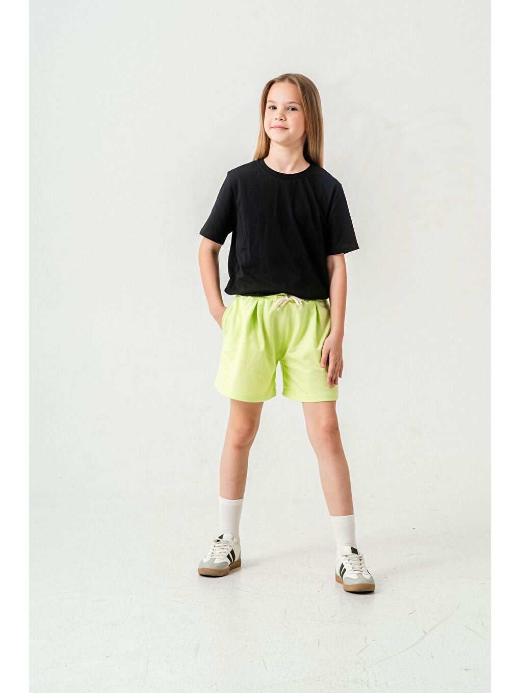 Yeşil Nice Nakışlı Kız Çocuk Şort-3