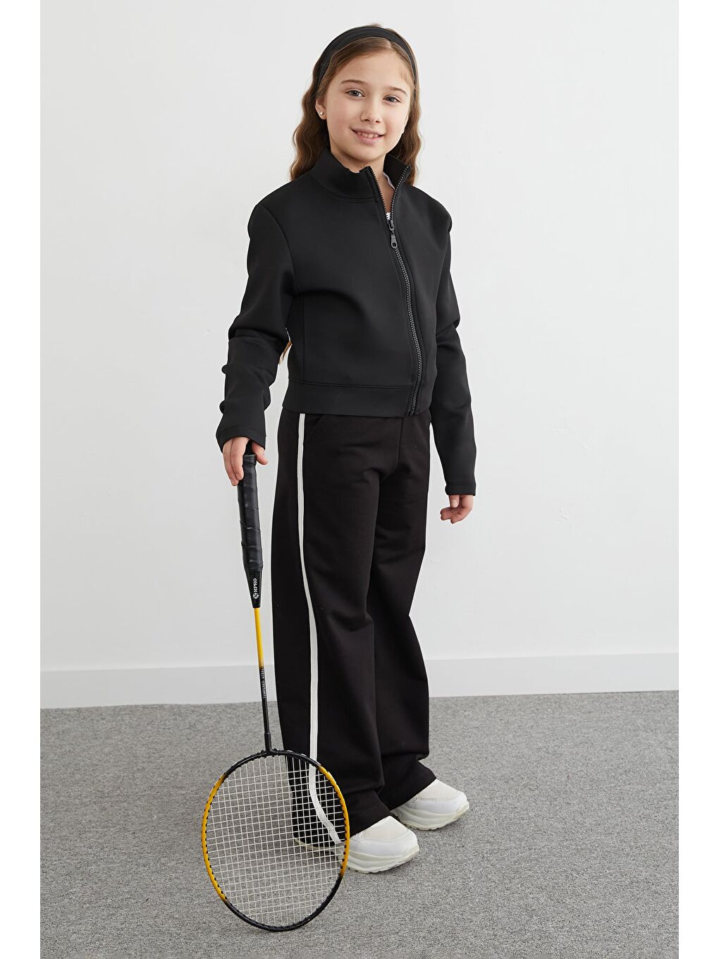 Siyah Fermuarlı Dalgıç Kumaş Kız Çocuk Sweatshirt-1