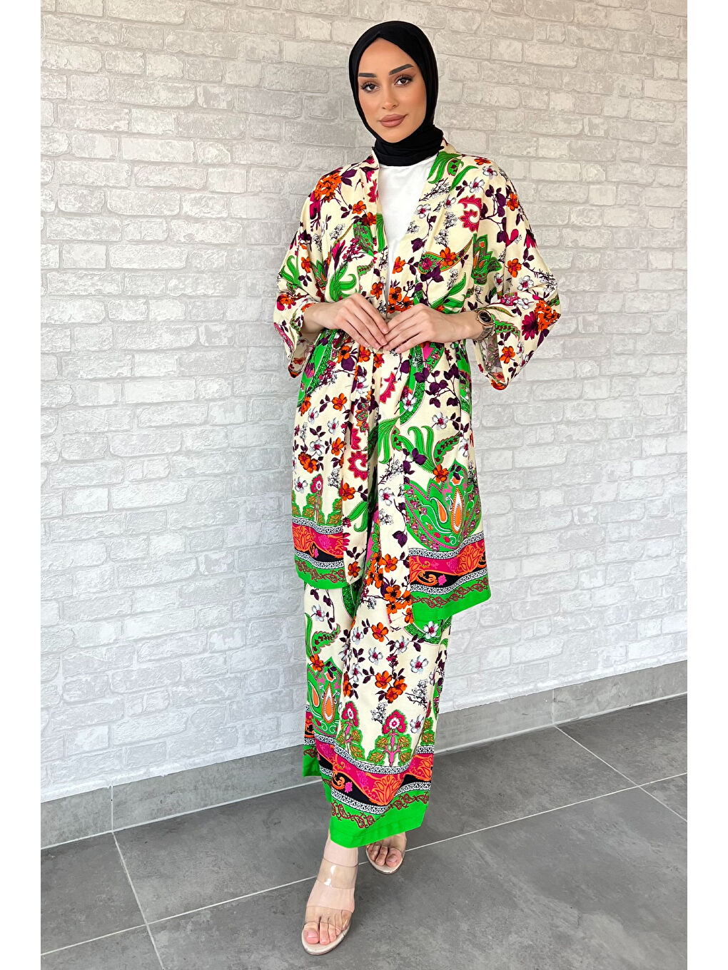 Bej Desenli Tesettür Viskon Kimono İkili Takım