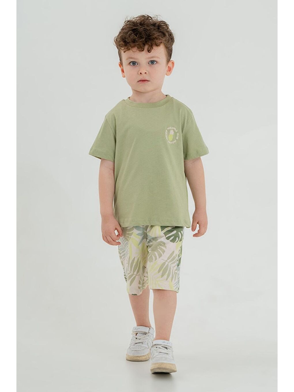 Karışık Pamuklu Tropical Yaprak Desenli Yeşil Erkek Bebek Takımı (6-18 Ay)