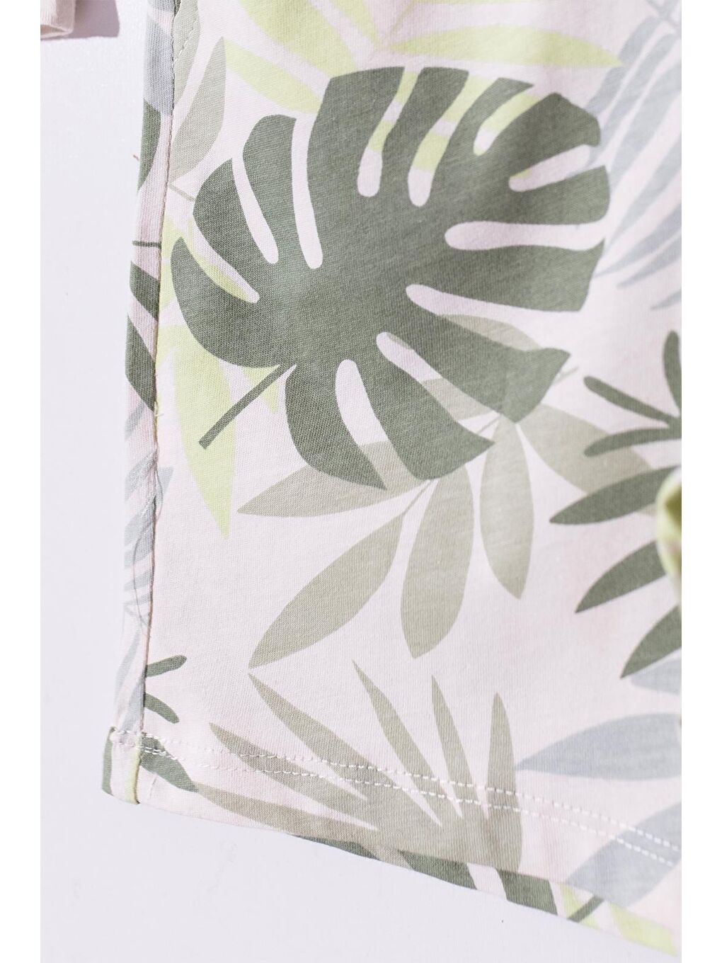 Karışık Pamuklu Tropical Yaprak Desenli Yeşil Erkek Bebek Takımı (6-18 Ay)-1